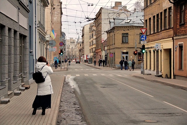 425643764 6900945373366269 1523273857215125325 N